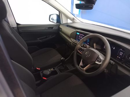 2025-Volkswagen-Caddy-Cargo-16i-81kw-Panel-Van_13