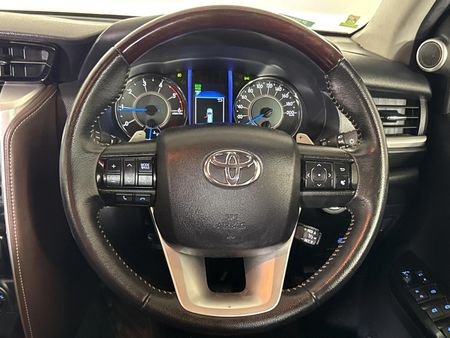 2020-Toyota-Fortuner-28-GD-6-4x4-Auto_11