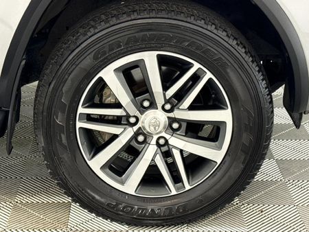 2020-Toyota-Fortuner-28-GD-6-4x4-Auto_5