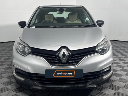 2017-Renault-Captur-900T-Blaze-66kW_14