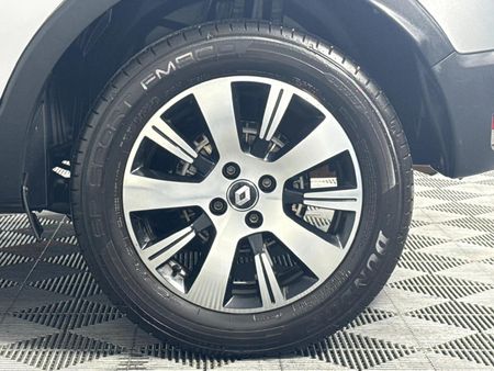 2017-Renault-Captur-900T-Blaze-66kW_6