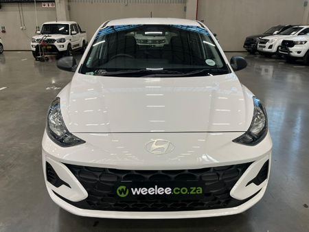 2025-Hyundai-Grand-i10-10-Motion_7