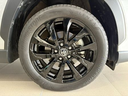 2023-Toyota-Corolla-Cross-18-GR-S_9