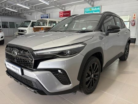 2023-Toyota-Corolla-Cross-18-GR-S_1
