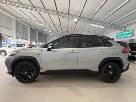 2023-Toyota-Corolla-Cross-18-GR-S_3