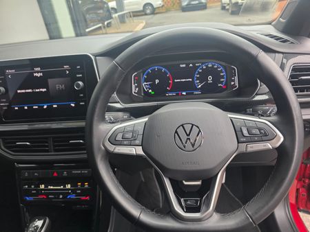 2025-Volkswagen-T-Cross-10-TSI-R-Line-Auto_7