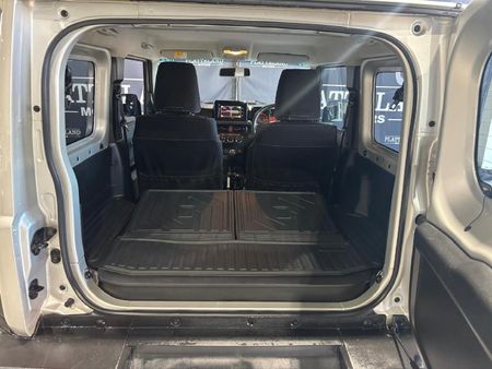 2021-Suzuki-Jimny-15-GLX_11