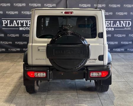 2021-Suzuki-Jimny-15-GLX_6