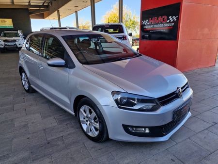 2011-Volkswagen-Polo-14-Comfortline-5-dr_0