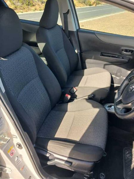 2014-Toyota-Yaris-13-Auto-5-dr_10