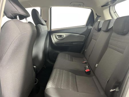 2017-Toyota-Yaris-13-Auto-5-dr_2