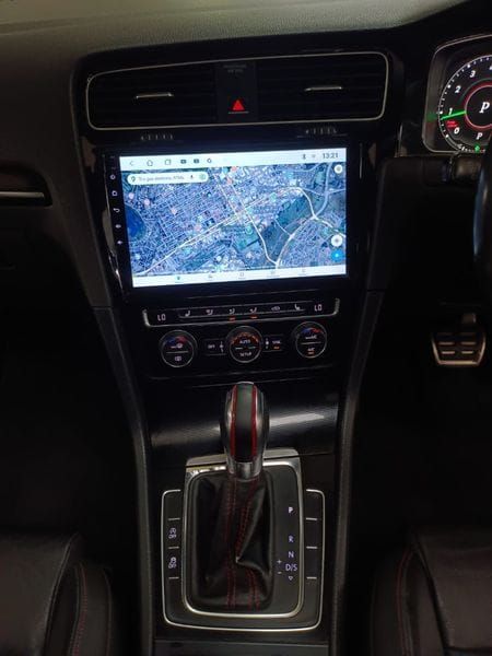 2013-Volkswagen-Golf-VII-GTI-20-TSI-Auto_8