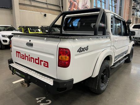 2023-Mahindra-Pik-Up-22-mHawk-S6-4x4-Double-Cab_6