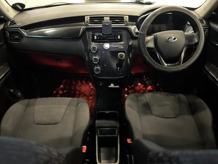2022-Mahindra-KUV-100-12-K2-Dare_9