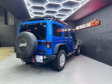 2016-Jeep-Wrangler-Unlimited-Rubicon-36-V6-Auto_5