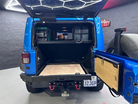 2016-Jeep-Wrangler-Unlimited-Rubicon-36-V6-Auto_8