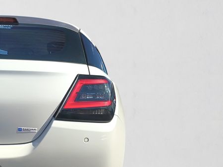 2025-Suzuki-Swift-12-GL_10