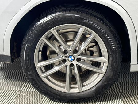 2021-BMW-X4-xDrive20d_19
