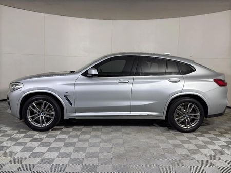 2021-BMW-X4-xDrive20d_5