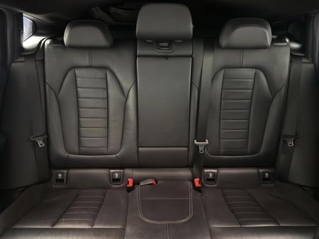 2021-BMW-X4-xDrive20d_8