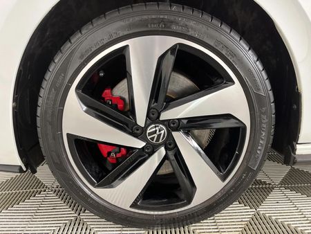 2021-Volkswagen-Polo-20-GTI-Auto-147kW_5
