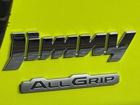 2021-Suzuki-Jimny-15-GLX_10