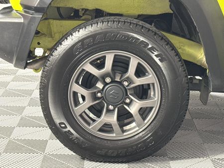2021-Suzuki-Jimny-15-GLX_6