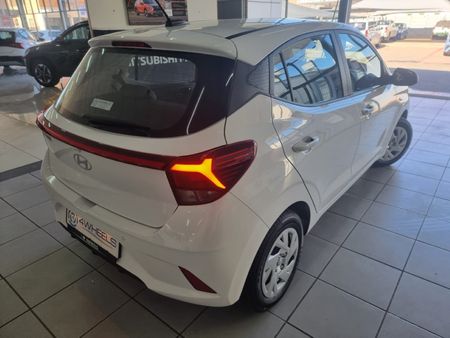 2026-Hyundai-Grand-i10-10-Executive-with-6-airbags-and-stability-contro_5