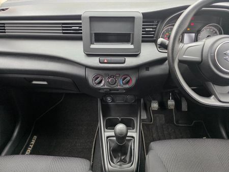 2026-Suzuki-Ertiga-15-GA_21