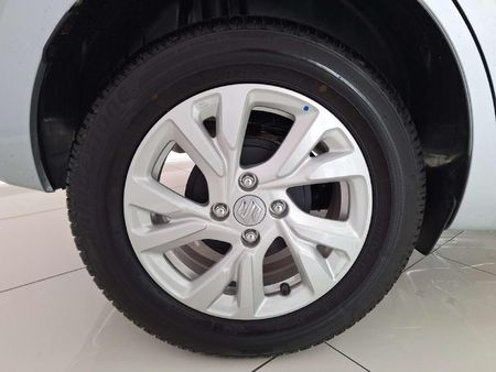 2026-Suzuki-Swift-12-GL_6