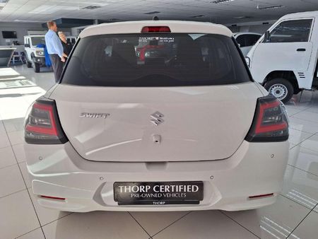 2026-Suzuki-Swift-12-GL_5