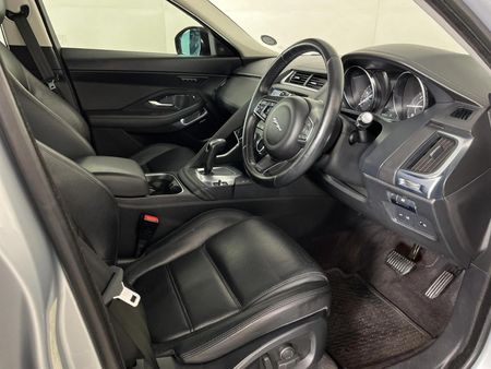 2019-Jaguar-E-Pace-D180-20D-SE-132kW_9