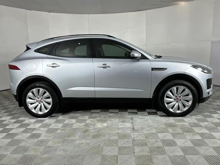 2019-Jaguar-E-Pace-D180-20D-SE-132kW_17