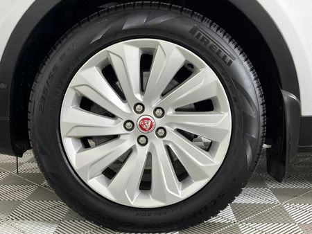 2019-Jaguar-E-Pace-D180-20D-SE-132kW_4