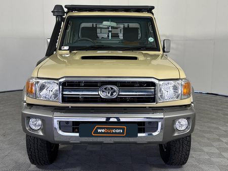 2023-Toyota-Land-Cruiser-79-45-D-Single-Cab_14