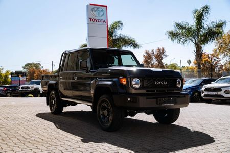 2026-Toyota-Land-Cruiser-79-28-GD-6-Double-Cab_6