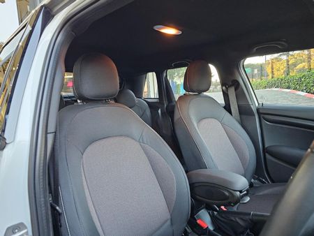 2023-MINI-Hatch-One-15T-5-dr-Auto_7