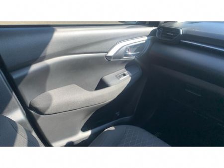 2026-Toyota-Urban-Cruiser-15-XR-Auto_9