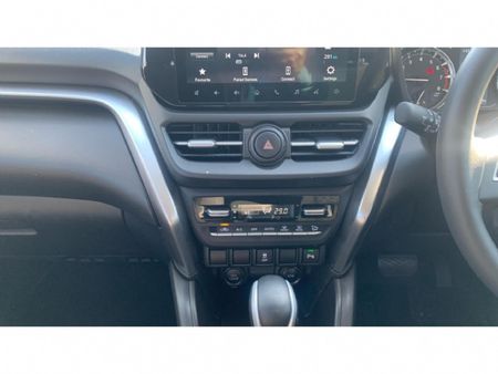 2026-Toyota-Urban-Cruiser-15-XR-Auto_16