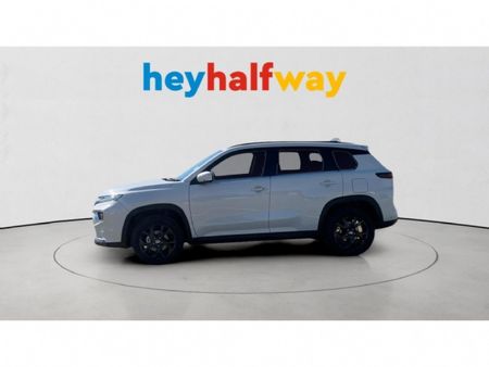 2026-Toyota-Urban-Cruiser-15-XR-Auto_3