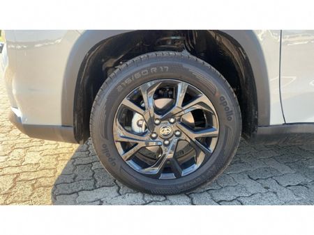 2026-Toyota-Urban-Cruiser-15-XR-Auto_7