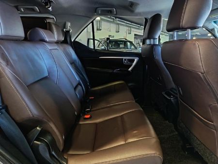 2017-Toyota-Fortuner-24-GD-6-Raised-Body-Auto_4