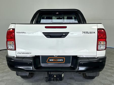 2025-Toyota-Hilux-24-GD-6-Raised-Body-Raider-Extended-Cab_14