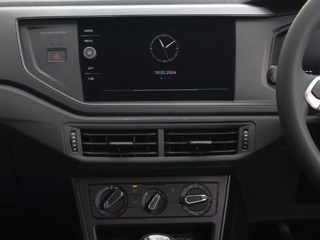 2026-Volkswagen-Polo-10-TSI_15
