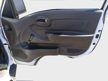 2024-Hyundai-H100-Bakkie-26D-Dropside_11