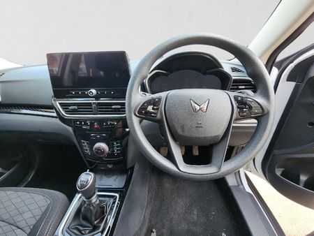 2026-Mahindra-XUV-3XO-12T-MX3_13