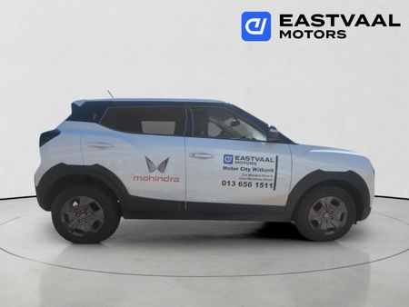2026-Mahindra-XUV-3XO-12T-MX3_7