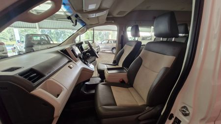 2024-Toyota-Quantum-28-GL-Auto-14-Seater_20