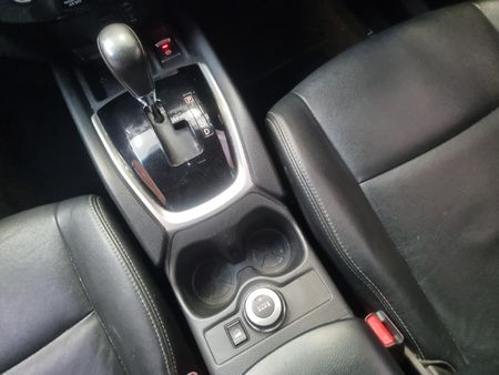 2017-Nissan-X-Trail-25-Tekna-4x4-Auto-7-seat_11