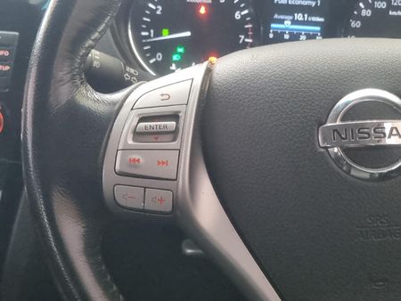 2017-Nissan-X-Trail-25-Tekna-4x4-Auto-7-seat_8